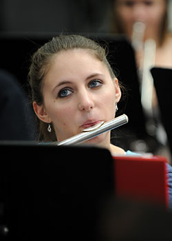 UT Flute Player
