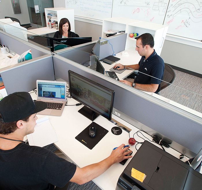 desks desks