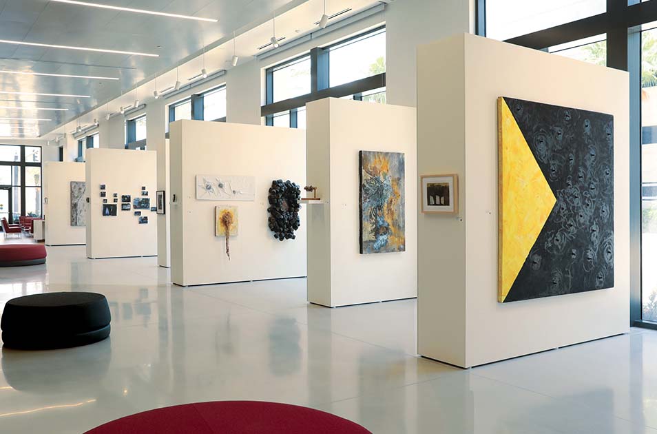 Saunders Foundation Art Gallery Photograph: Bob Thompson