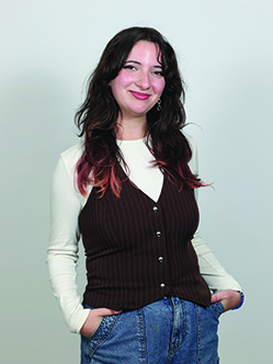 Nicole Potamousis ’25 