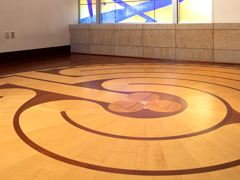 photo of the labyrinth in the Sykes Chapel