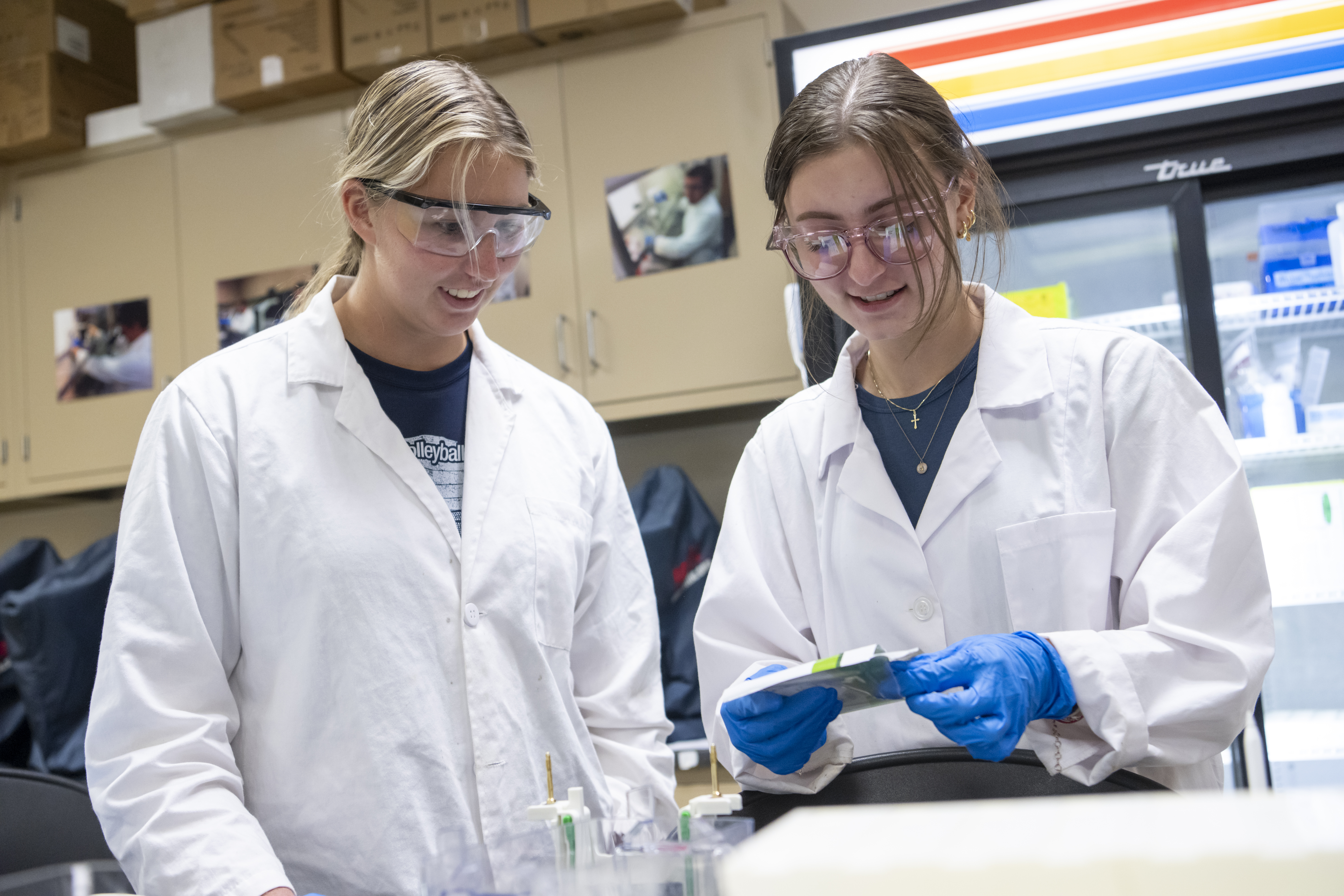 Biology students in lab