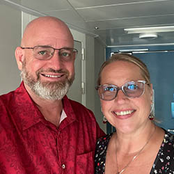 picture of Samuel "Luke" Peterson '91 and Beth (Stark) Peterson '92