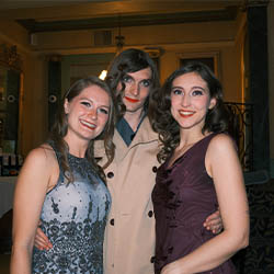 picture of Destiny Greer '20, Kylie Mungenast '21 and Liz Davis '20