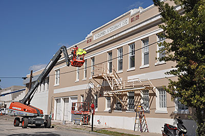 Thompson Building under construction