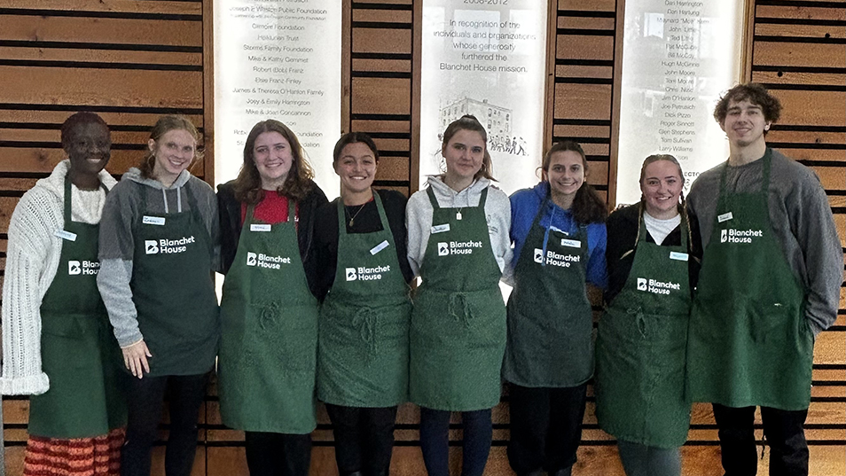 Seven members of the PEACE Volunteer Center traveled to Portland, Oregon