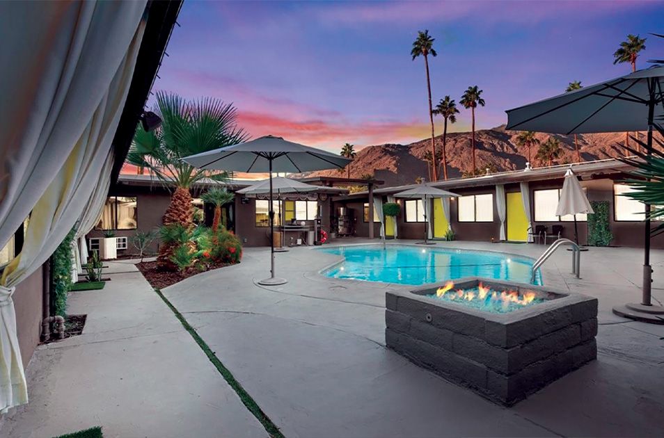 Turco's Cheetah Hotel in Palm Springs, CA