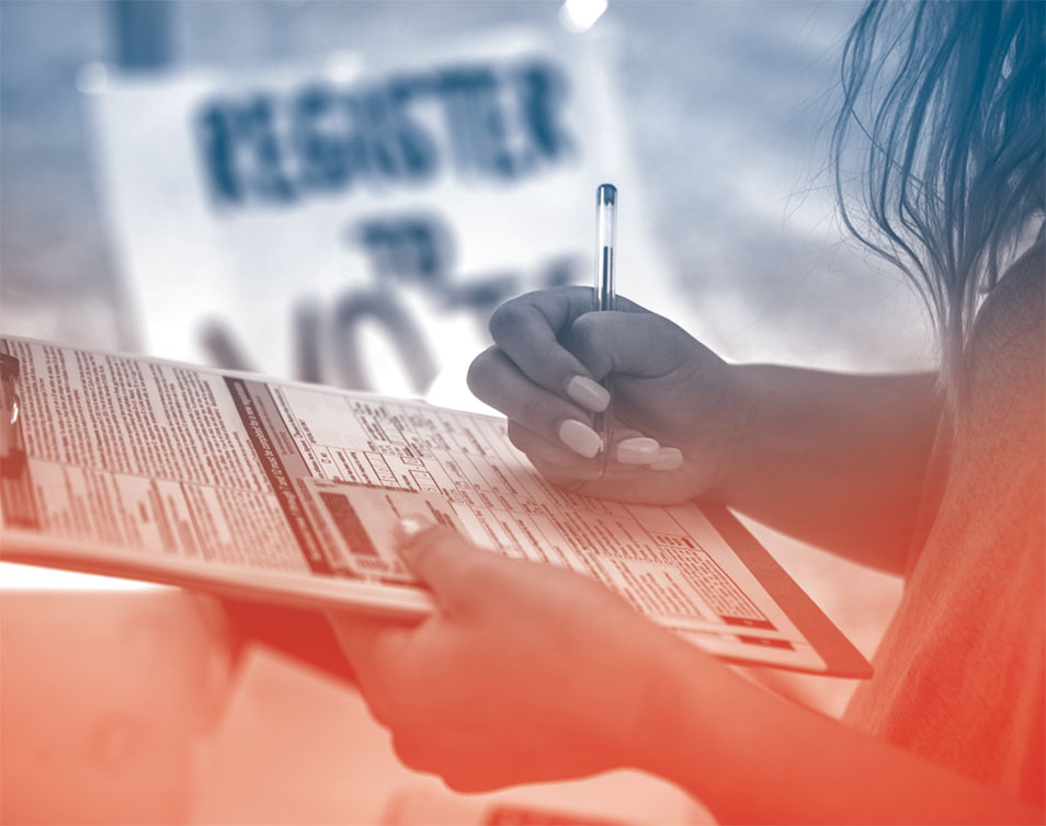 Students register to vote