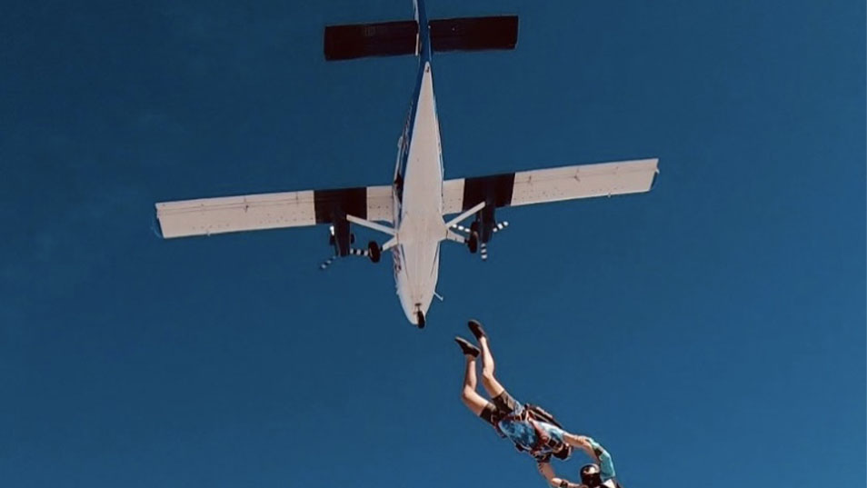 Students Skydiving