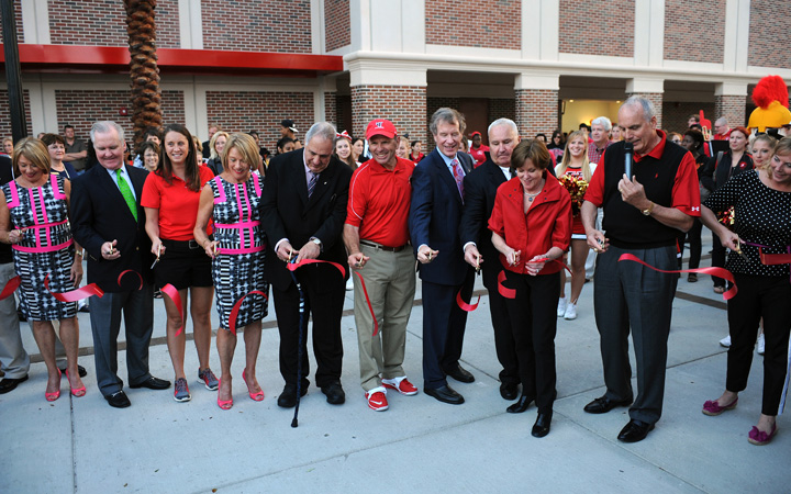 People at a ribbon cutting ceremony