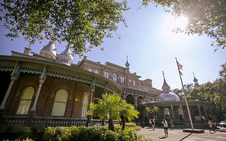 Back verandah of Plant Hall