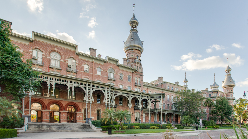 The University of Tampa Establishes Chapter of Chi Alpha Sigma 
