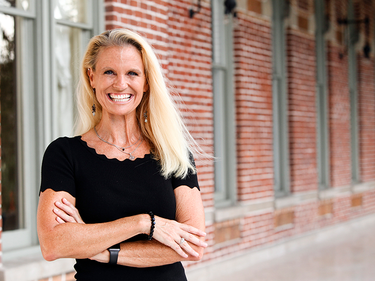 Portrait of faculty member Suzanne Ensmann