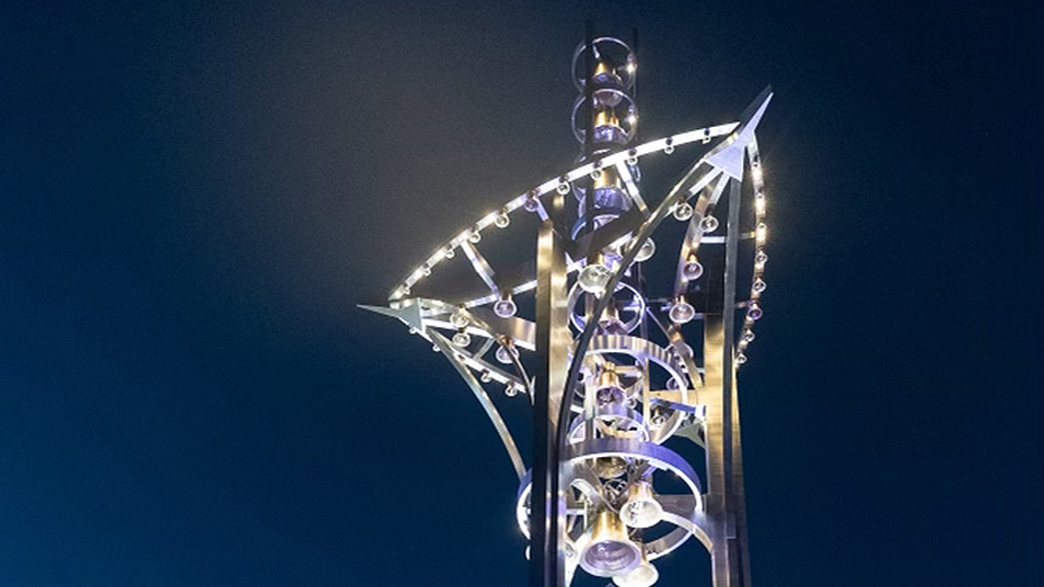 One-of-a-Kind Musical Sculpture Debuted at Saturday Concert