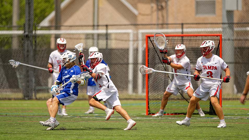 Lacrosse players in the semi-final game