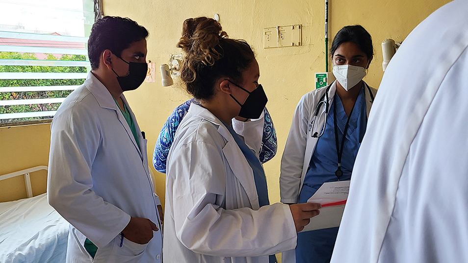 Jahnel Villalba '24 speaking with a patient in Nicaragua 